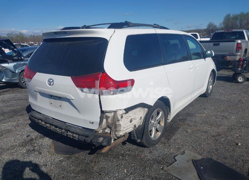 Photo 4 of 2012 Toyota Sienna LE V6 8 PASSENGER (VIN 5TDKK3DC0CS206512)