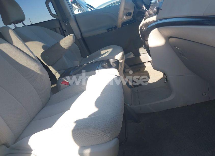 Photo 5 of 2012 Toyota Sienna LE V6 8 PASSENGER (VIN 5TDKK3DC0CS206512)