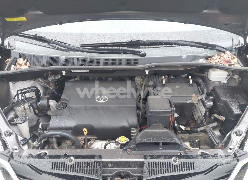 Photo 10 of 2012 Toyota Sienna LE V6 8 PASSENGER (VIN 5TDKK3DC0CS264054)