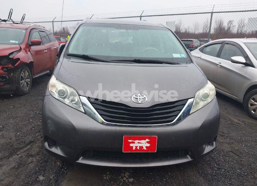 Photo 12 of 2012 Toyota Sienna LE V6 8 PASSENGER (VIN 5TDKK3DC0CS264054)