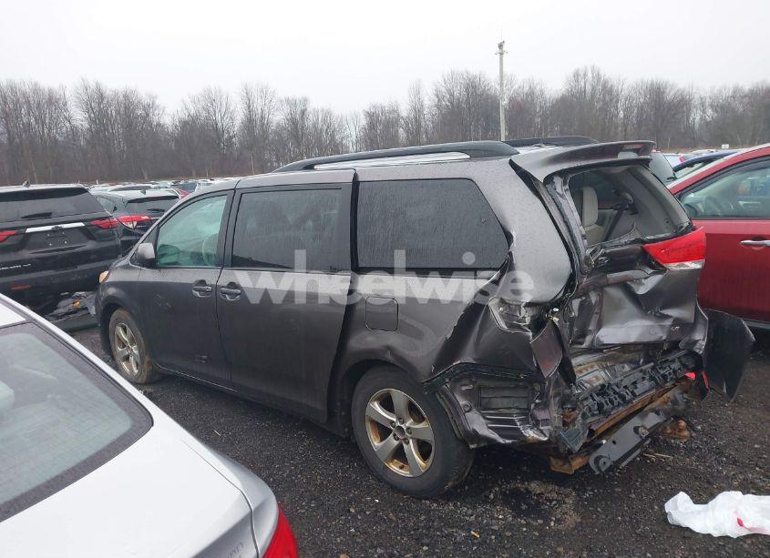 Photo 14 of 2012 Toyota Sienna LE V6 8 PASSENGER (VIN 5TDKK3DC0CS264054)