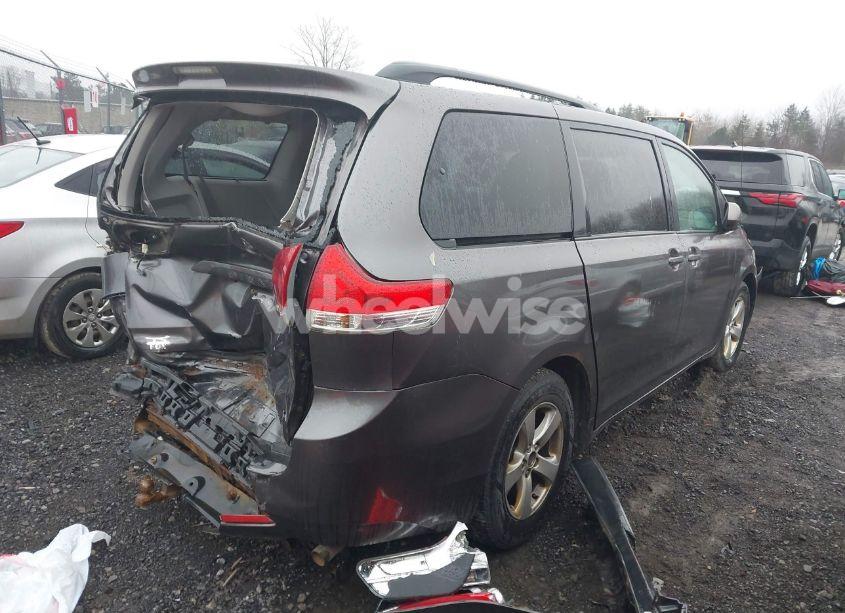 Photo 4 of 2012 Toyota Sienna LE V6 8 PASSENGER (VIN 5TDKK3DC0CS264054)