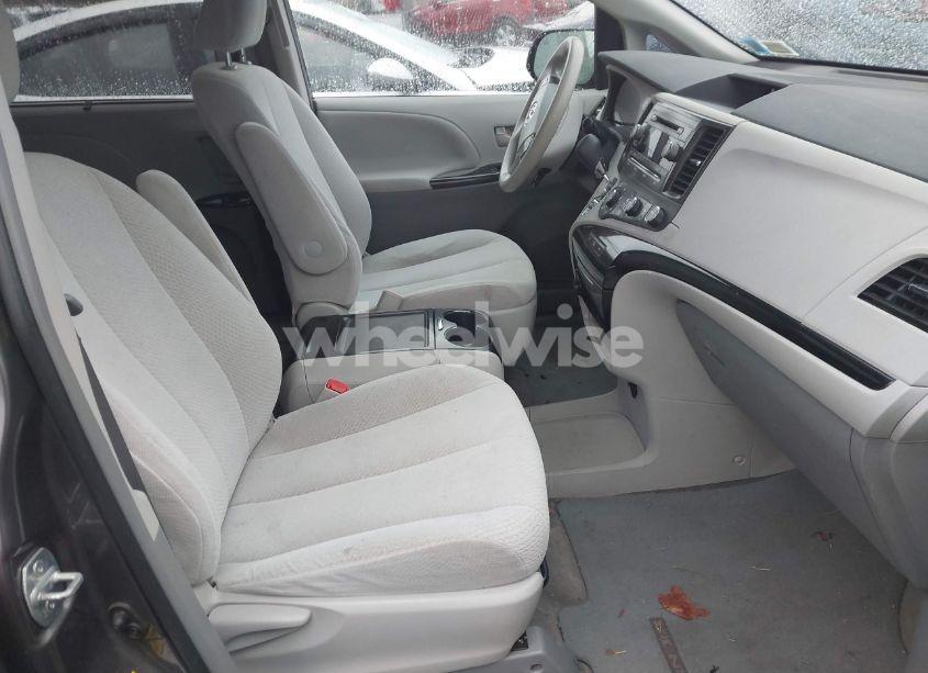 Photo 5 of 2012 Toyota Sienna LE V6 8 PASSENGER (VIN 5TDKK3DC0CS264054)