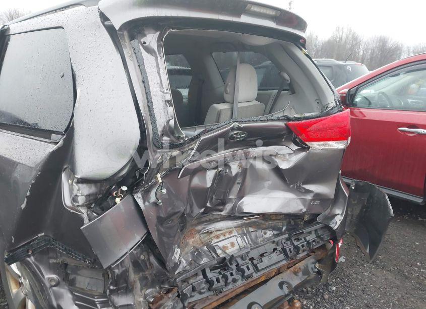 Photo 6 of 2012 Toyota Sienna LE V6 8 PASSENGER (VIN 5TDKK3DC0CS264054)