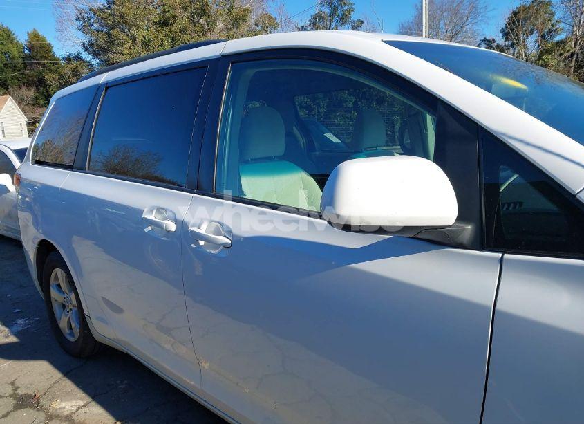 Photo 13 of 2013 Toyota Sienna LE V6 8 PASSENGER (VIN 5TDKK3DC0DS339806)