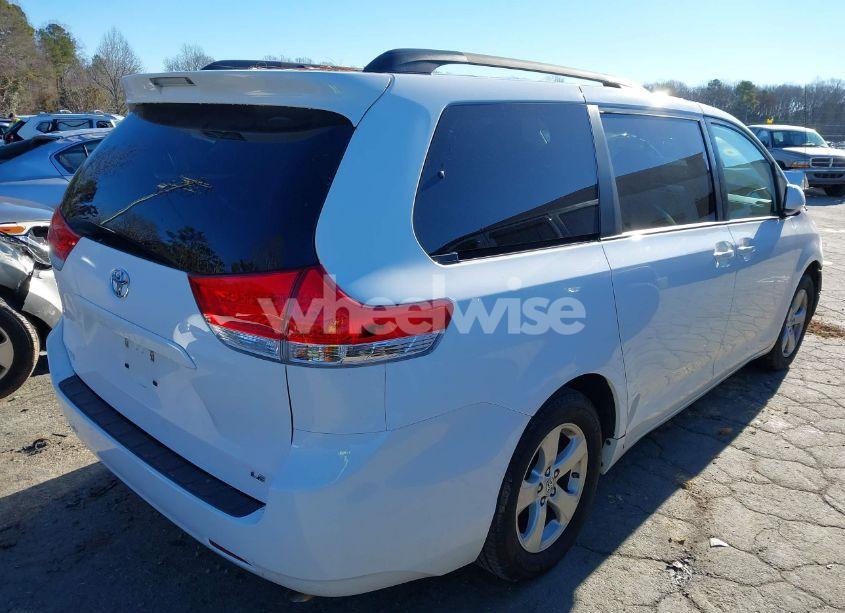 Photo 4 of 2013 Toyota Sienna LE V6 8 PASSENGER (VIN 5TDKK3DC0DS339806)