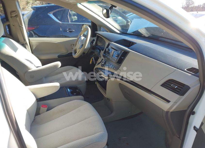 Photo 5 of 2013 Toyota Sienna LE V6 8 PASSENGER (VIN 5TDKK3DC0DS339806)