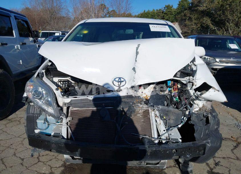 Photo 6 of 2013 Toyota Sienna LE V6 8 PASSENGER (VIN 5TDKK3DC0DS339806)