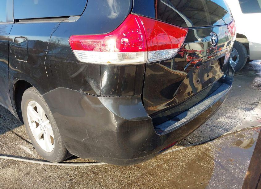 Photo 6 of 2013 Toyota Sienna LE V6 8 PASSENGER (VIN 5TDKK3DC0DS368836)