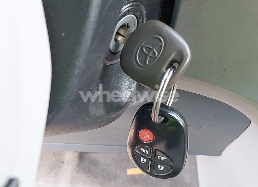 Photo 11 of 2013 Toyota Sienna LE V6 7 PASSENGER AUTO ACCESS SEAT/LE V6 8 PASSENGER (VIN 5TDKK3DC0DS386298)