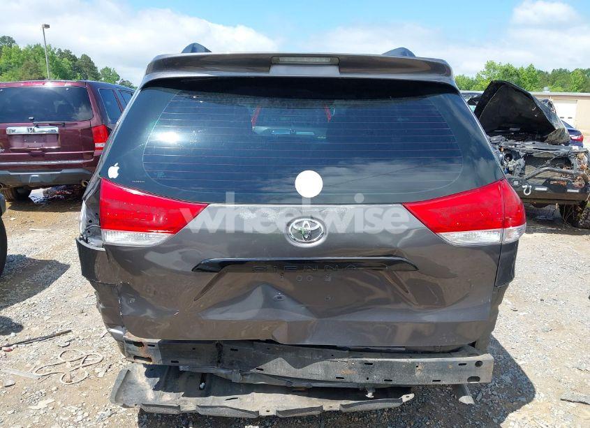 Photo 16 of 2013 Toyota Sienna LE V6 7 PASSENGER AUTO ACCESS SEAT/LE V6 8 PASSENGER (VIN 5TDKK3DC0DS386298)