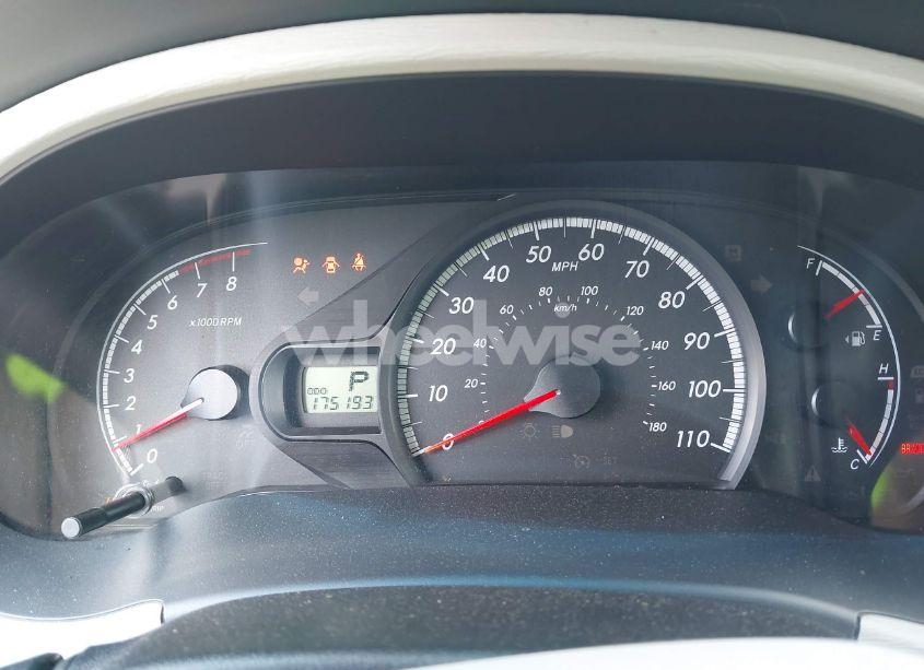 Photo 7 of 2013 Toyota Sienna LE V6 7 PASSENGER AUTO ACCESS SEAT/LE V6 8 PASSENGER (VIN 5TDKK3DC0DS386298)