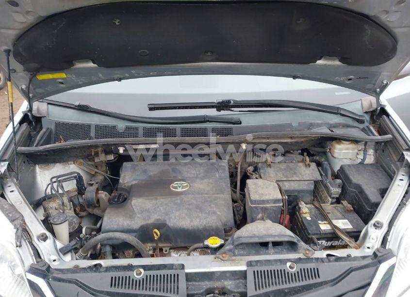 Photo 10 of 2014 Toyota Sienna LE V6 8 PASSENGER (VIN 5TDKK3DC0ES428633)