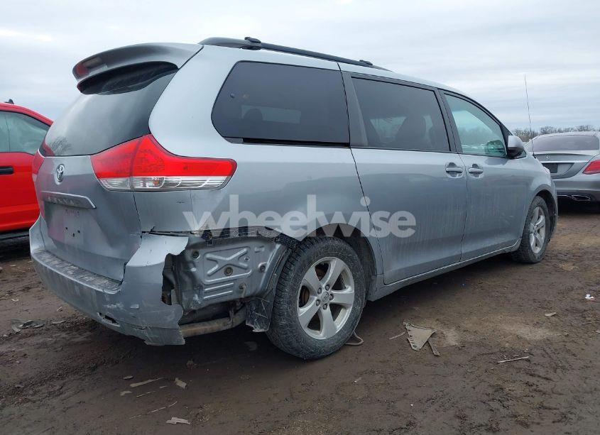 Photo 6 of 2014 Toyota Sienna LE V6 8 PASSENGER (VIN 5TDKK3DC0ES428633)