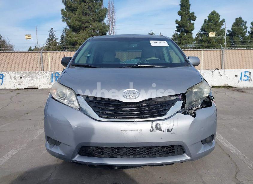 Photo 12 of 2014 Toyota Sienna LE V6 8 PASSENGER (VIN 5TDKK3DC0ES448929)