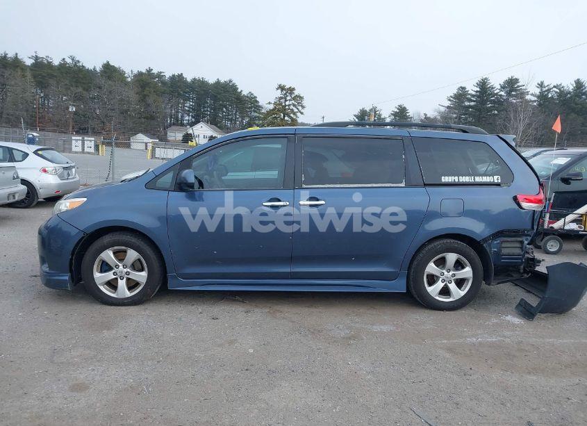 Photo 14 of 2014 Toyota Sienna LE V6 8 PASSENGER (VIN 5TDKK3DC0ES449384)