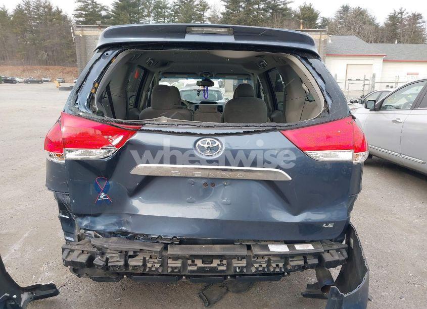 Photo 16 of 2014 Toyota Sienna LE V6 8 PASSENGER (VIN 5TDKK3DC0ES449384)