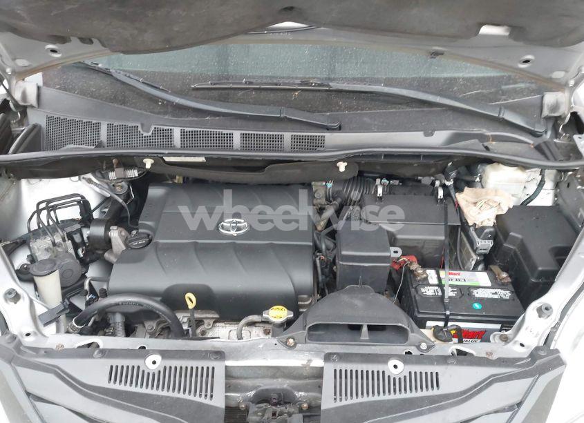 Photo 10 of 2014 Toyota Sienna LE V6 8 PASSENGER (VIN 5TDKK3DC0ES496088)