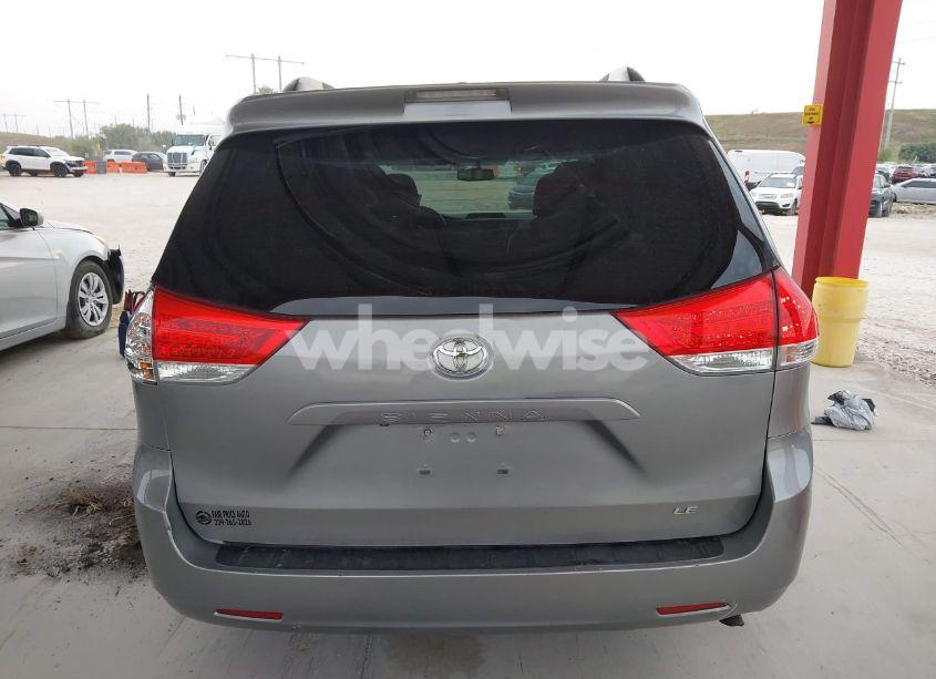 Photo 16 of 2014 Toyota Sienna LE V6 8 PASSENGER (VIN 5TDKK3DC0ES496088)