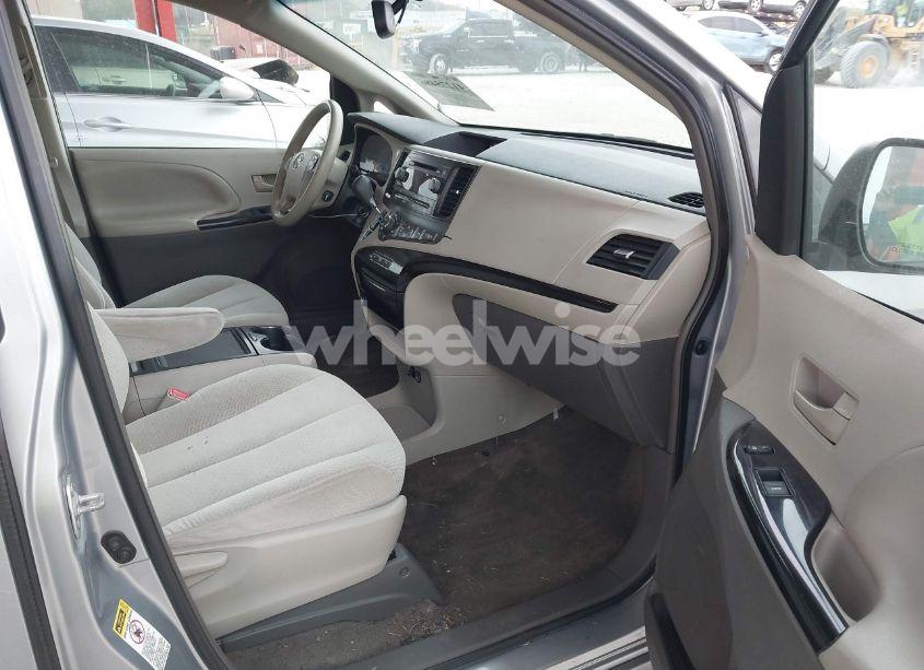 Photo 5 of 2014 Toyota Sienna LE V6 8 PASSENGER (VIN 5TDKK3DC0ES496088)