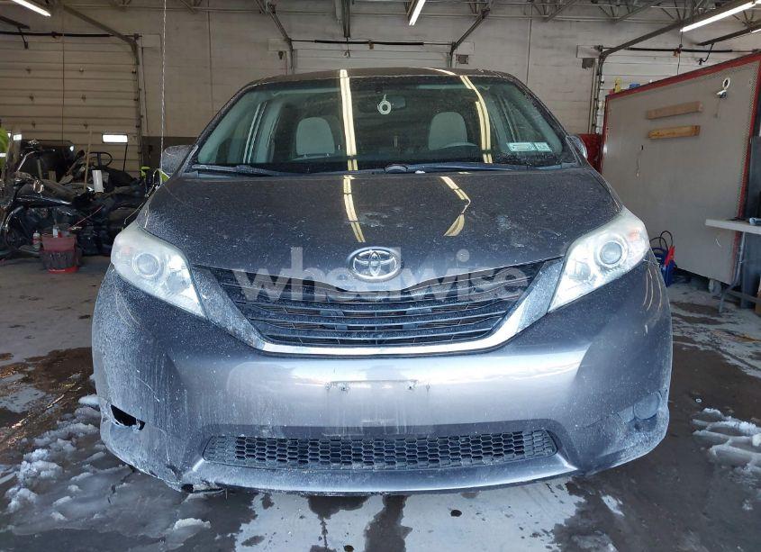Photo 12 of 2014 Toyota Sienna LE V6 8 PASSENGER (VIN 5TDKK3DC0ES508837)