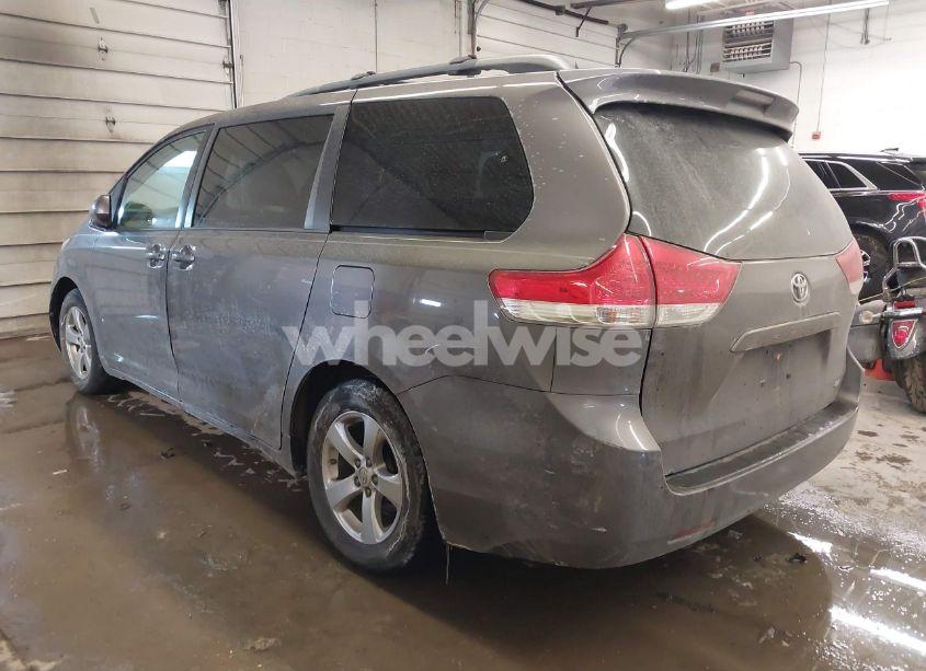 Photo 3 of 2014 Toyota Sienna LE V6 8 PASSENGER (VIN 5TDKK3DC0ES508837)