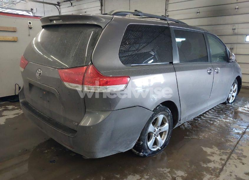 Photo 4 of 2014 Toyota Sienna LE V6 8 PASSENGER (VIN 5TDKK3DC0ES508837)