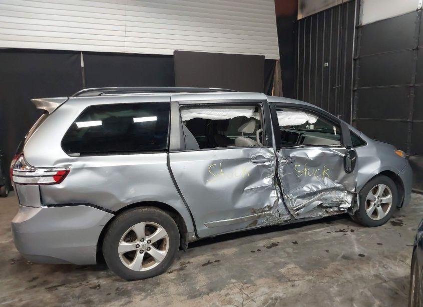 Photo 6 of 2015 Toyota Sienna LE 8 PASSENGER (VIN 5TDKK3DC0FS537112)