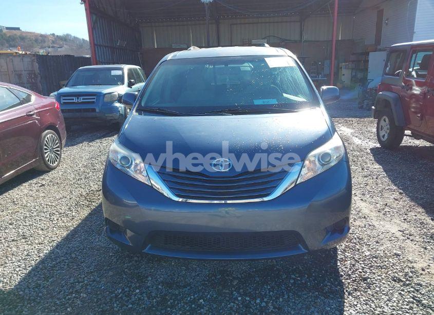 Photo 13 of 2015 Toyota Sienna LE 8 PASSENGER (VIN 5TDKK3DC0FS554184)