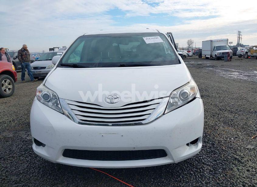 Photo 12 of 2015 Toyota Sienna LE 8 PASSENGER (VIN 5TDKK3DC0FS577223)