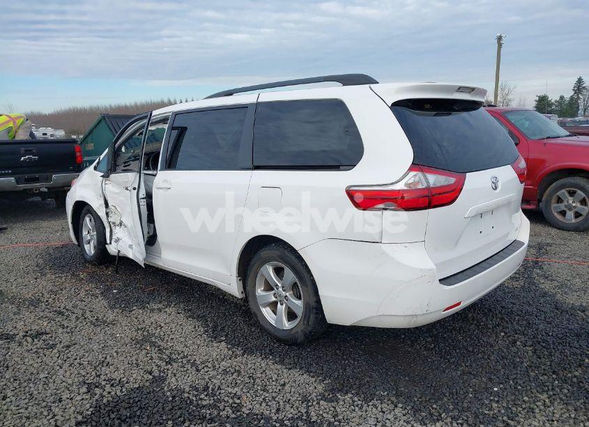 Photo 3 of 2015 Toyota Sienna LE 8 PASSENGER (VIN 5TDKK3DC0FS577223)