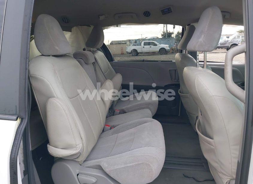 Photo 8 of 2015 Toyota Sienna LE 8 PASSENGER (VIN 5TDKK3DC0FS577223)