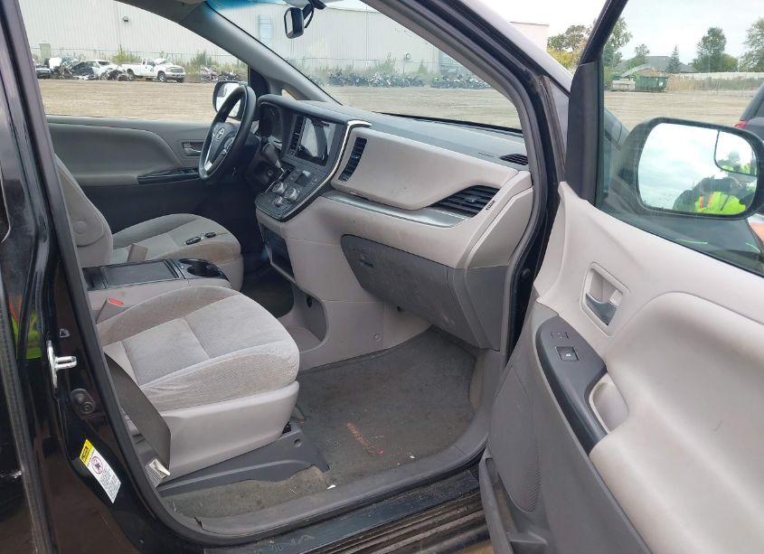Photo 5 of 2015 Toyota Sienna LE 8 PASSENGER (VIN 5TDKK3DC0FS581210)