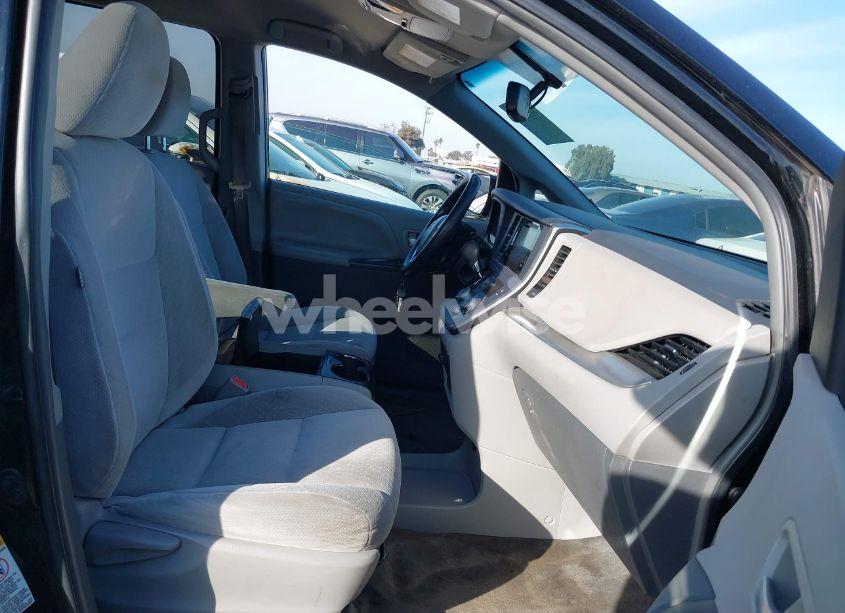 Photo 5 of 2015 Toyota Sienna LE 8 PASSENGER (VIN 5TDKK3DC0FS600256)