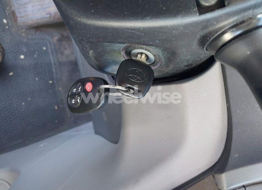 Photo 11 of 2015 Toyota Sienna LE 8 PASSENGER (VIN 5TDKK3DC0FS622323)