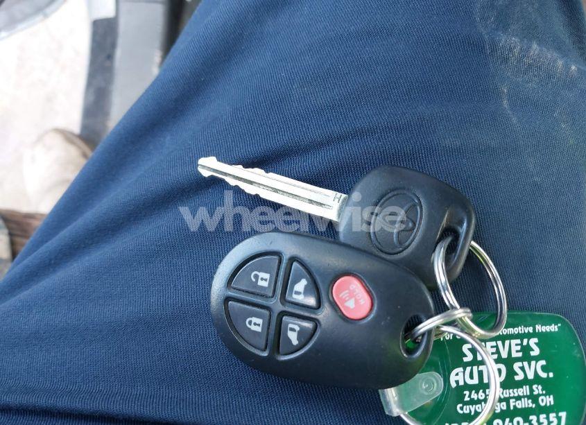 Photo 11 of 2015 Toyota Sienna LE 8 PASSENGER (VIN 5TDKK3DC0FS663213)