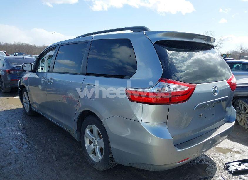 Photo 3 of 2015 Toyota Sienna LE 8 PASSENGER (VIN 5TDKK3DC0FS663213)