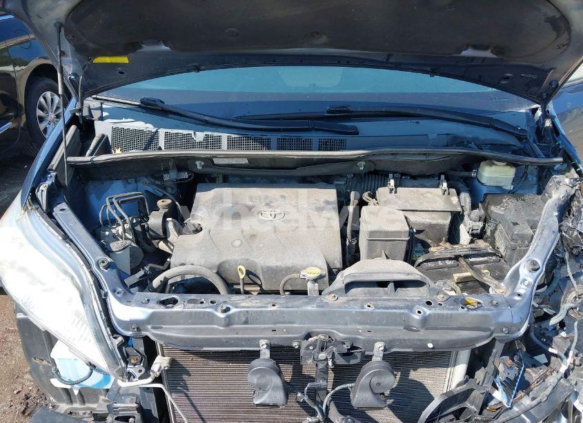 Photo 10 of 2015 Toyota Sienna LE 8 PASSENGER (VIN 5TDKK3DC0FS667195)