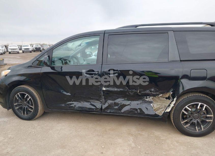 Photo 14 of 2015 Toyota Sienna LE 8 PASSENGER (VIN 5TDKK3DC0FS677614)