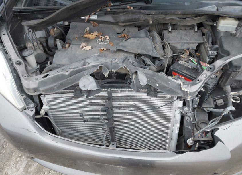 Photo 10 of 2015 Toyota Sienna LE 8 PASSENGER (VIN 5TDKK3DC0FS680156)
