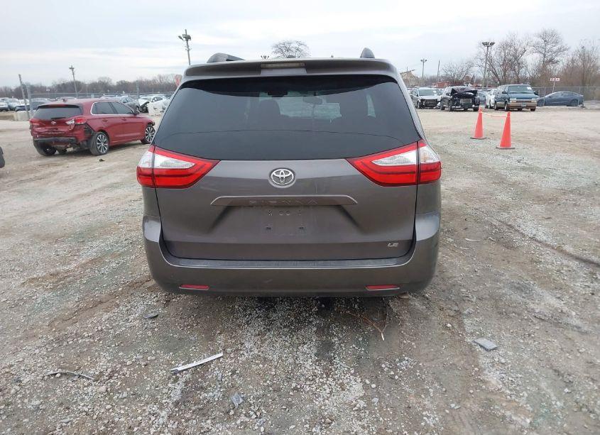 Photo 16 of 2015 Toyota Sienna LE 8 PASSENGER (VIN 5TDKK3DC0FS680156)