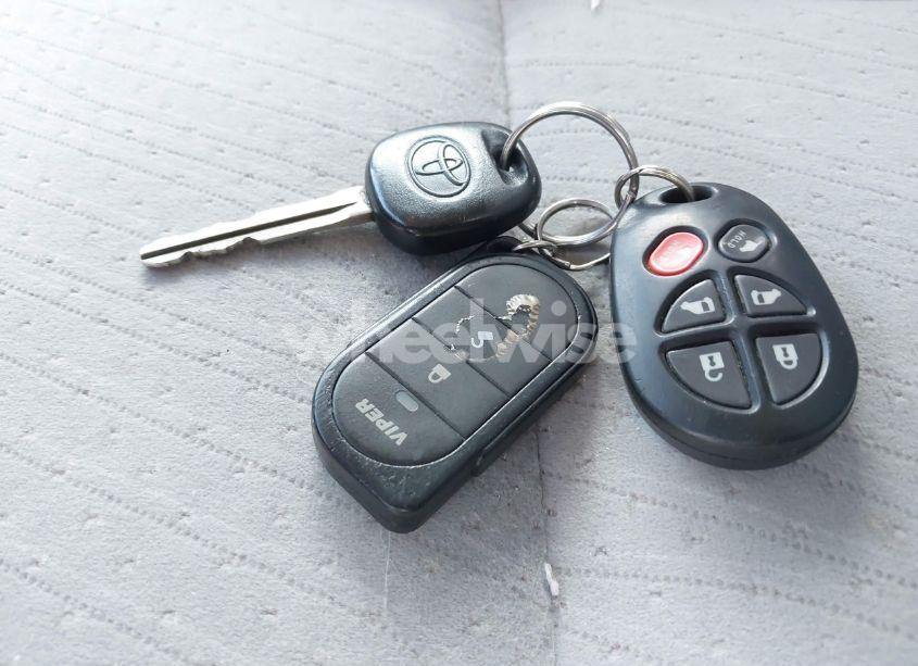 Photo 11 of 2015 Toyota Sienna LE 7 PASSENGER (VIN 5TDKK3DC0FS682828)