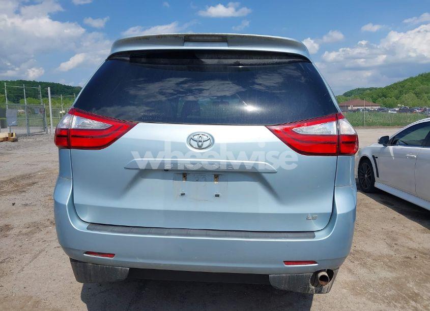 Photo 17 of 2015 Toyota Sienna LE 7 PASSENGER (VIN 5TDKK3DC0FS682828)