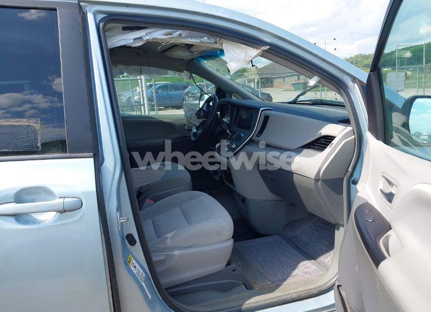 Photo 5 of 2015 Toyota Sienna LE 7 PASSENGER (VIN 5TDKK3DC0FS682828)