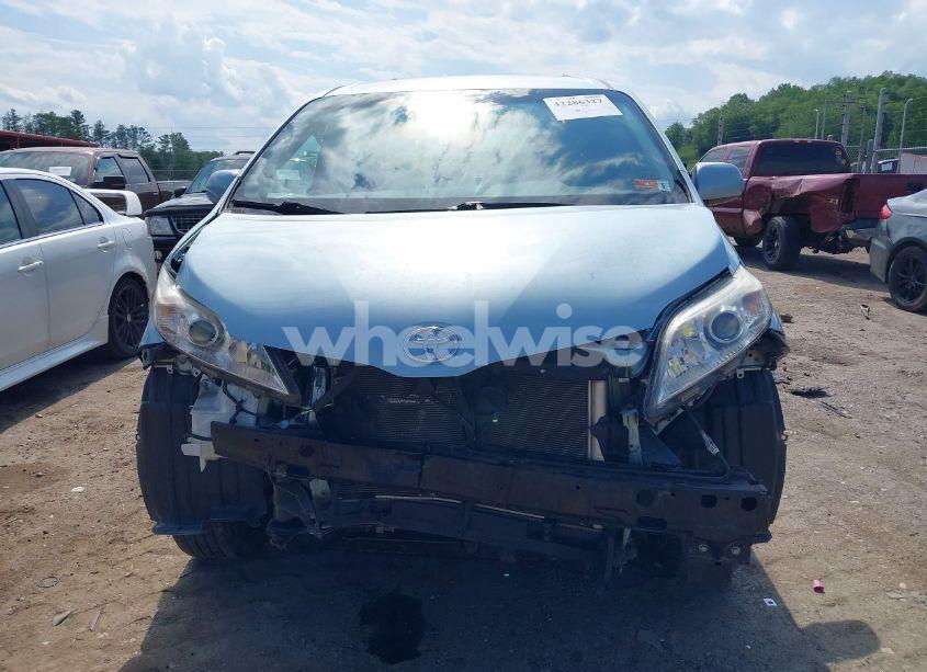 Photo 6 of 2015 Toyota Sienna LE 7 PASSENGER (VIN 5TDKK3DC0FS682828)