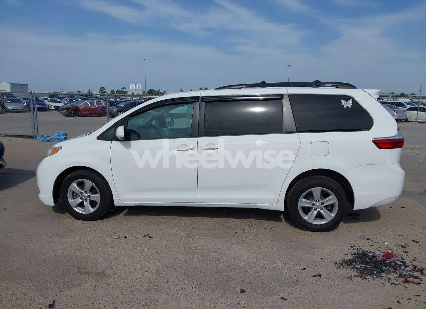 Photo 14 of 2016 Toyota Sienna LE 8 PASSENGER (VIN 5TDKK3DC0GS707292)