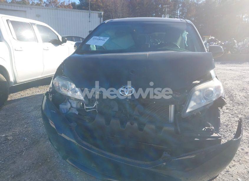 Photo 12 of 2016 Toyota Sienna LE 8 PASSENGER (VIN 5TDKK3DC0GS723590)