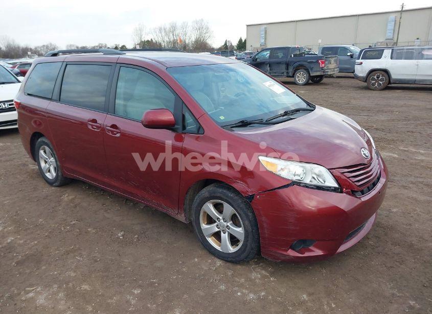 2016 Toyota Sienna LE 8 PASSENGER (VIN 5TDKK3DC0GS751907) main photo