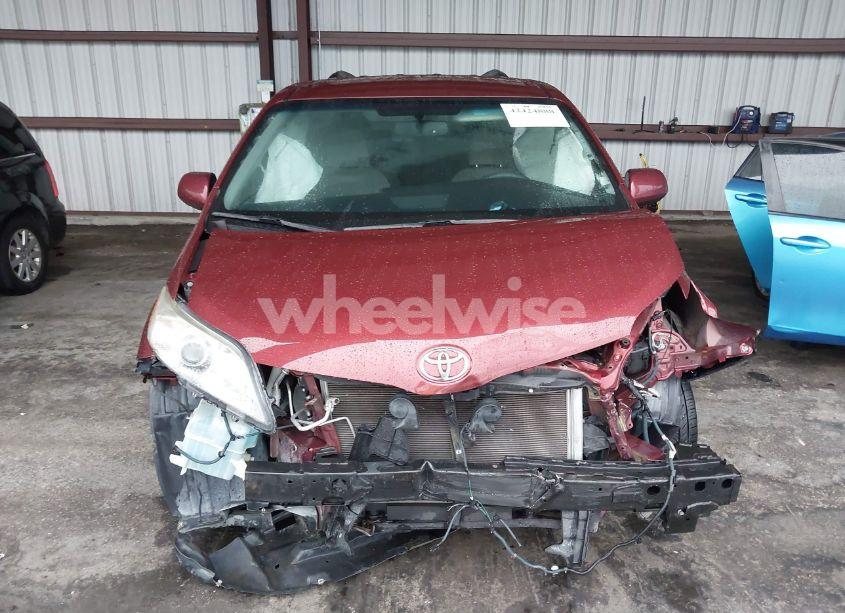 Photo 11 of 2016 Toyota Sienna LE 8 PASSENGER (VIN 5TDKK3DC0GS760526)