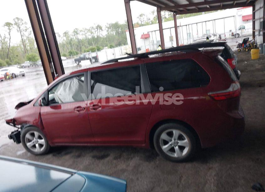 Photo 13 of 2016 Toyota Sienna LE 8 PASSENGER (VIN 5TDKK3DC0GS760526)